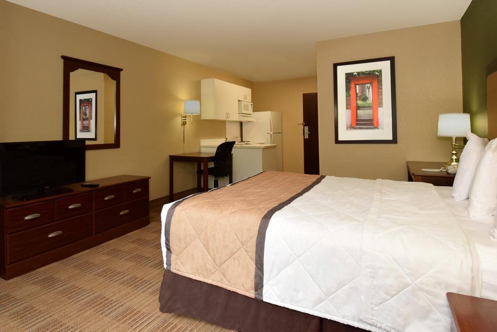 Extended Stay America Suites - St Petersburg - Clearwater - Executive Dr Largo Zewnętrze zdjęcie