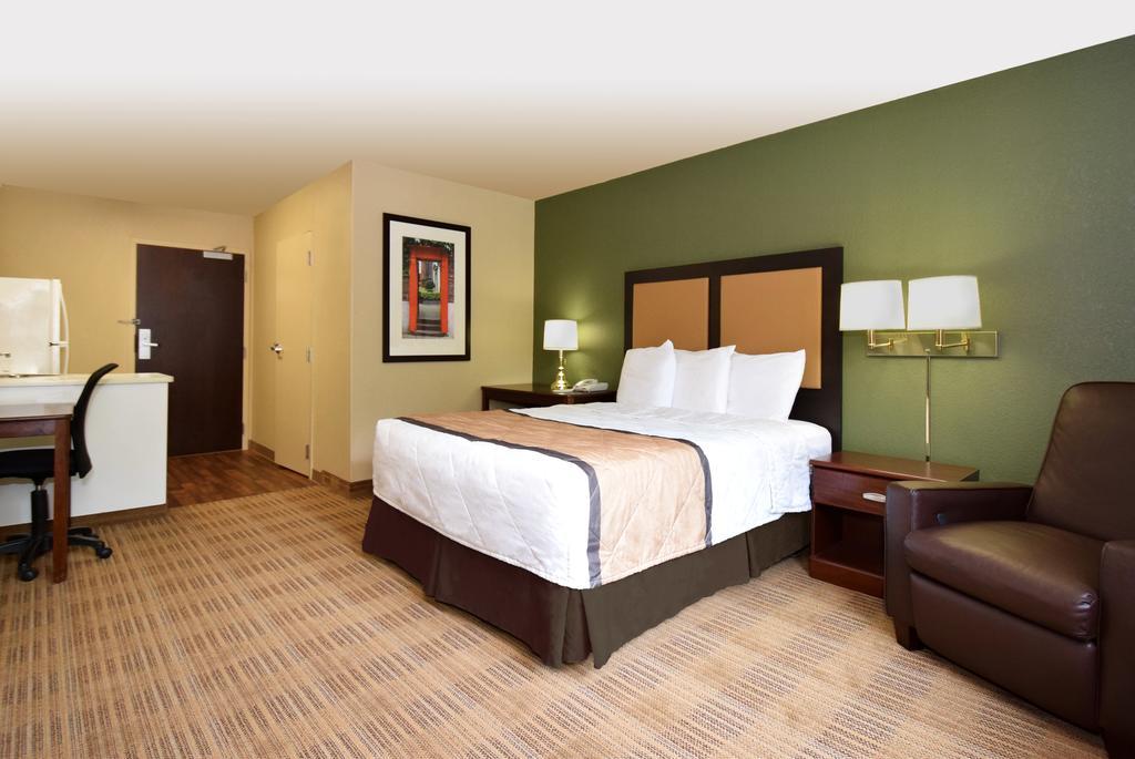 Extended Stay America Suites - St Petersburg - Clearwater - Executive Dr Largo Zewnętrze zdjęcie